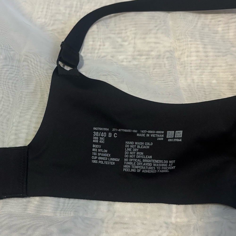 Uniqlo Wireless Bra 38/40 B/C - Picture 3 of 7